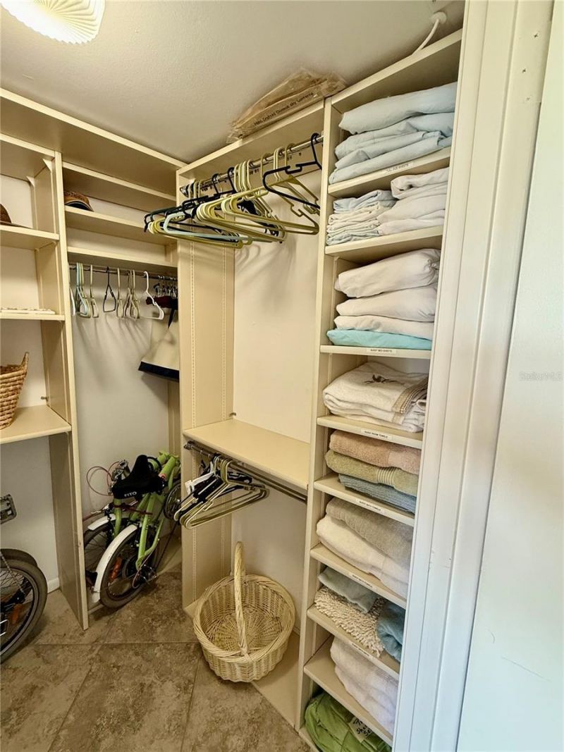 1700 Benjamin Franklin Drive, Unit 9E, Sarasota, FL 34236 Photo