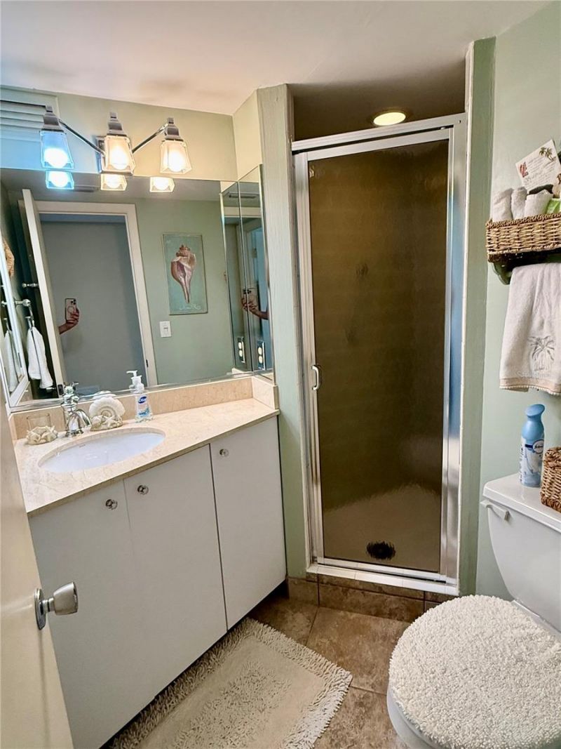 1700 Benjamin Franklin Drive, Unit 9E, Sarasota, FL 34236 Photo
