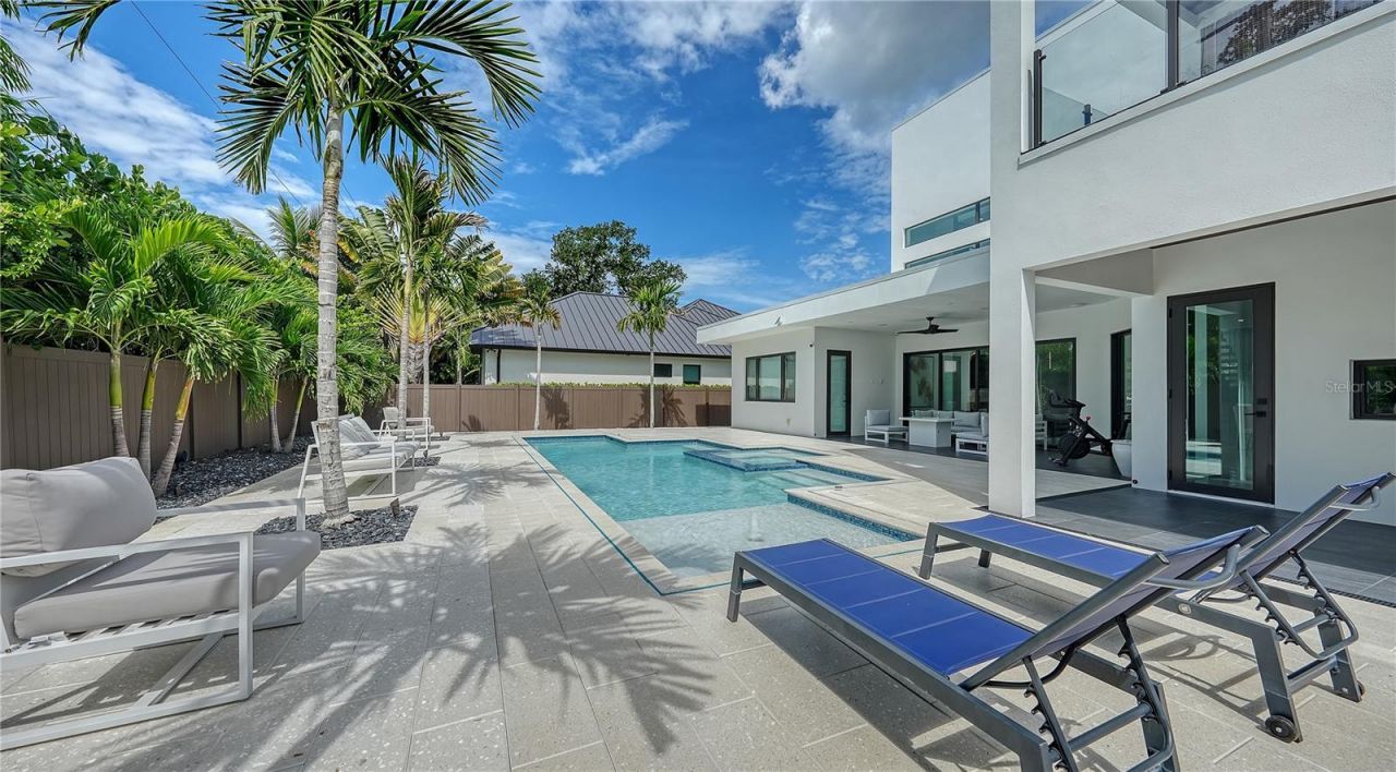 1960 Boyce Street, Sarasota, FL 34239 Photo