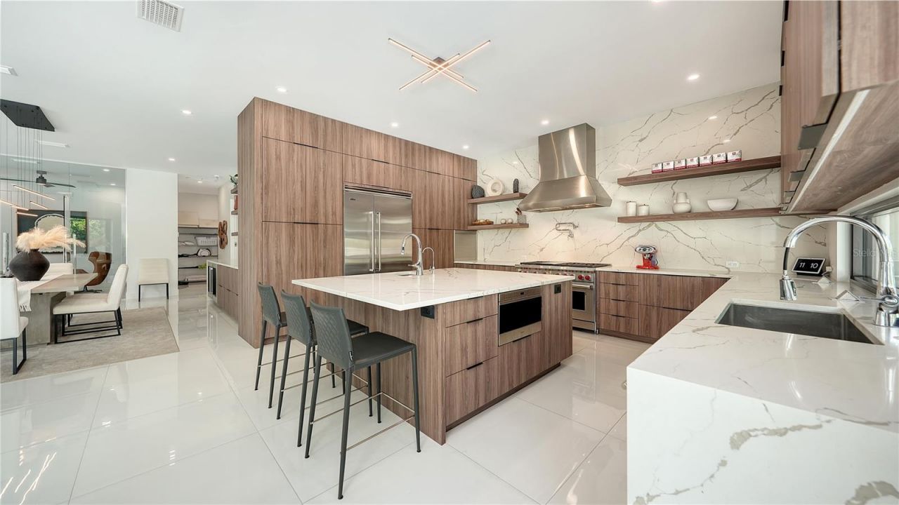 1960 Boyce Street, Sarasota, FL 34239 Photo