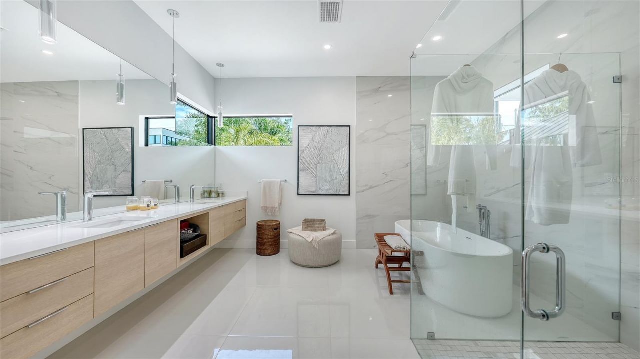 1960 Boyce Street, Sarasota, FL 34239 Photo