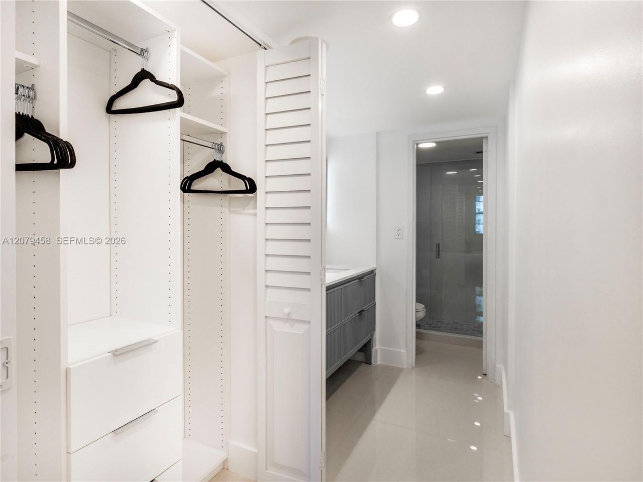 5701 Collins Ave, Unit 307, Miami Beach, FL 33140 Photo