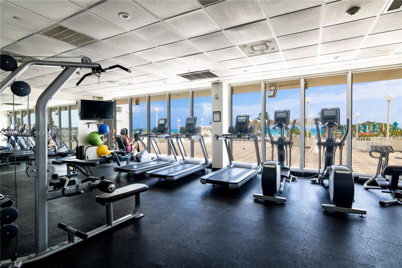5701 Collins Ave, Unit 307, Miami Beach, FL 33140 Photo