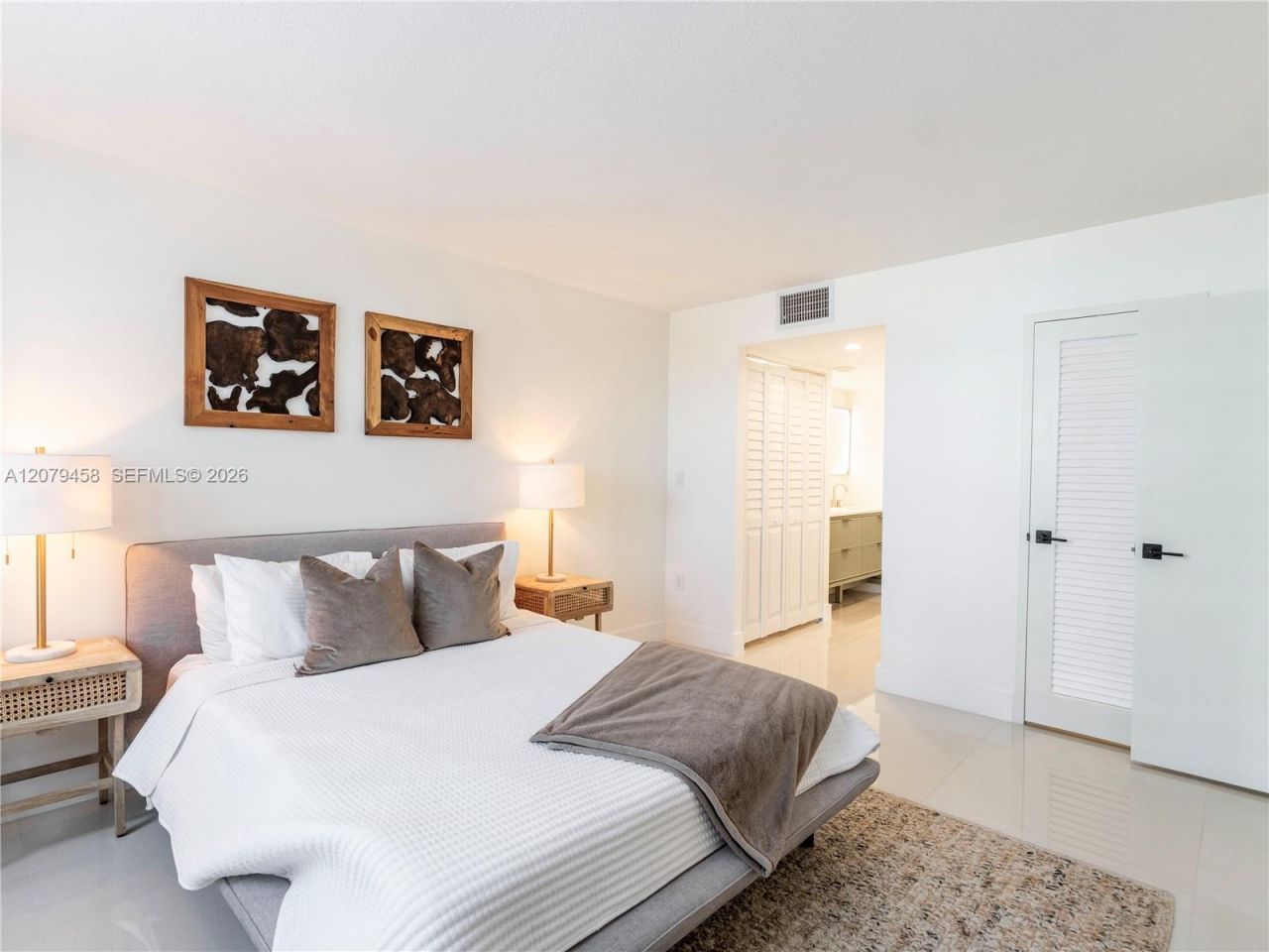 5701 Collins Ave, Unit 307, Miami Beach, FL 33140 Photo
