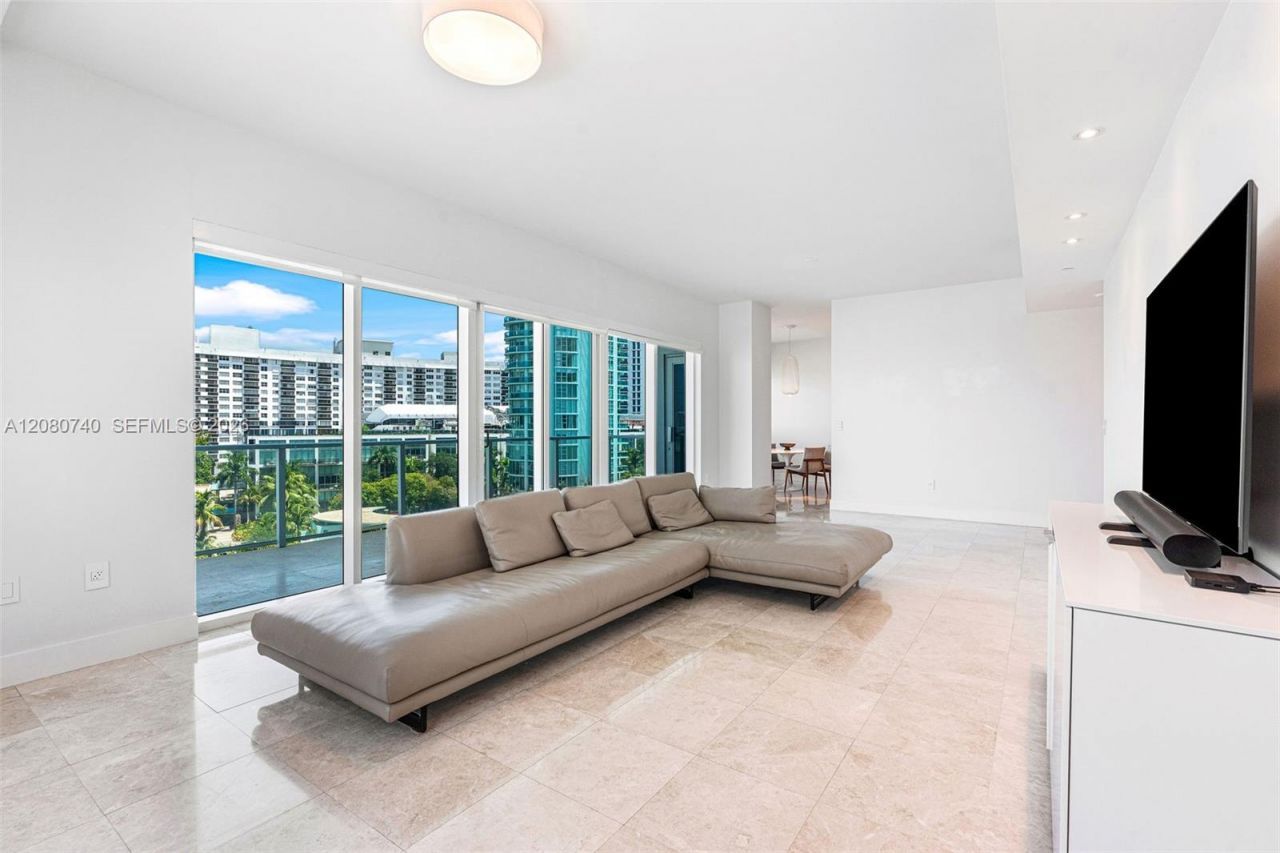 6103 Aqua Ave , Unit 702, Miami Beach, FL 33141 Photo