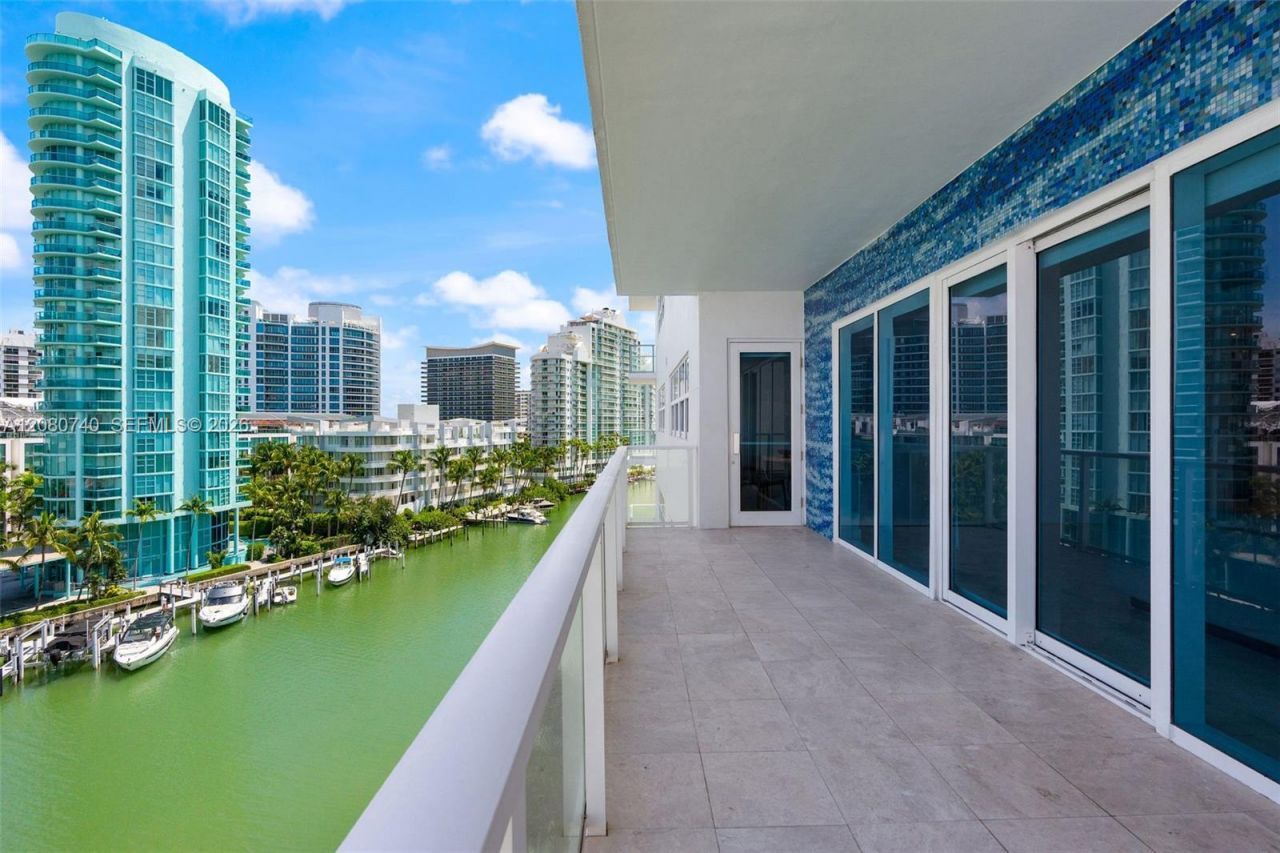 6103 Aqua Ave , Unit 702, Miami Beach, FL 33141 Photo
