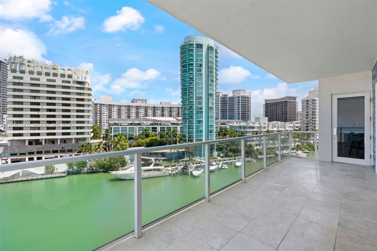 6103 Aqua Ave , Unit 702, Miami Beach, FL 33141 Photo