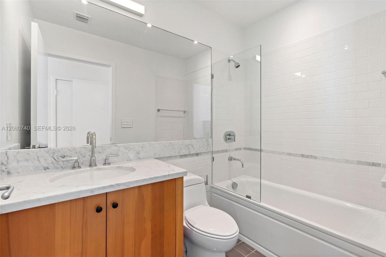 6103 Aqua Ave , Unit 702, Miami Beach, FL 33141 Photo