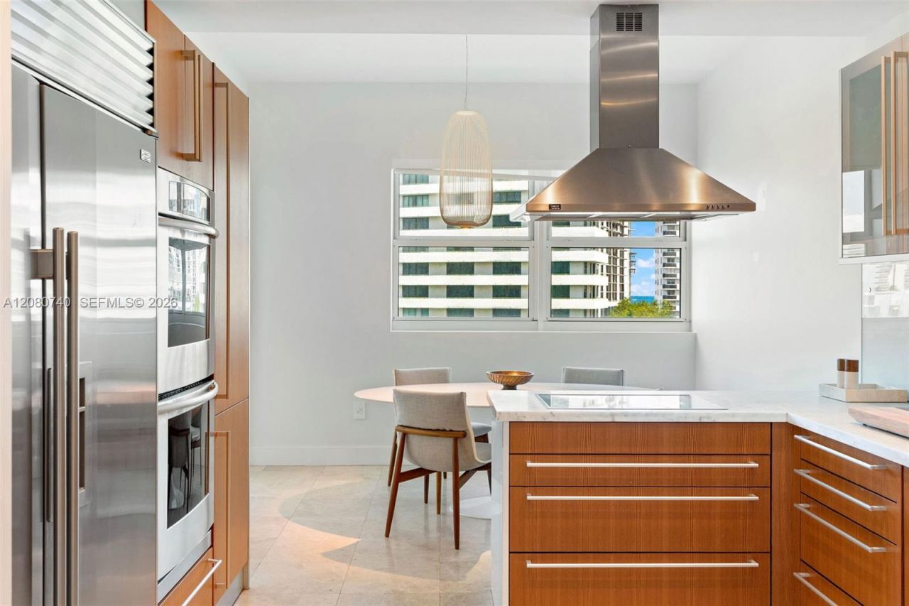 6103 Aqua Ave , Unit 702, Miami Beach, FL 33141 Photo