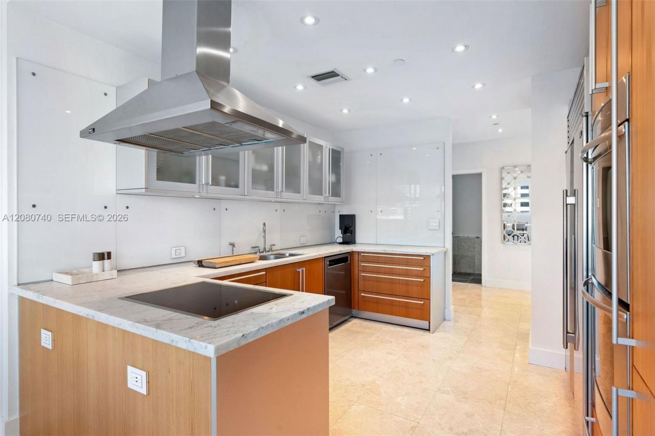6103 Aqua Ave , Unit 702, Miami Beach, FL 33141 Photo