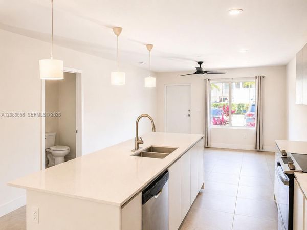 2555 NE 193 ST, Unit 2112, Aventura, FL 33180