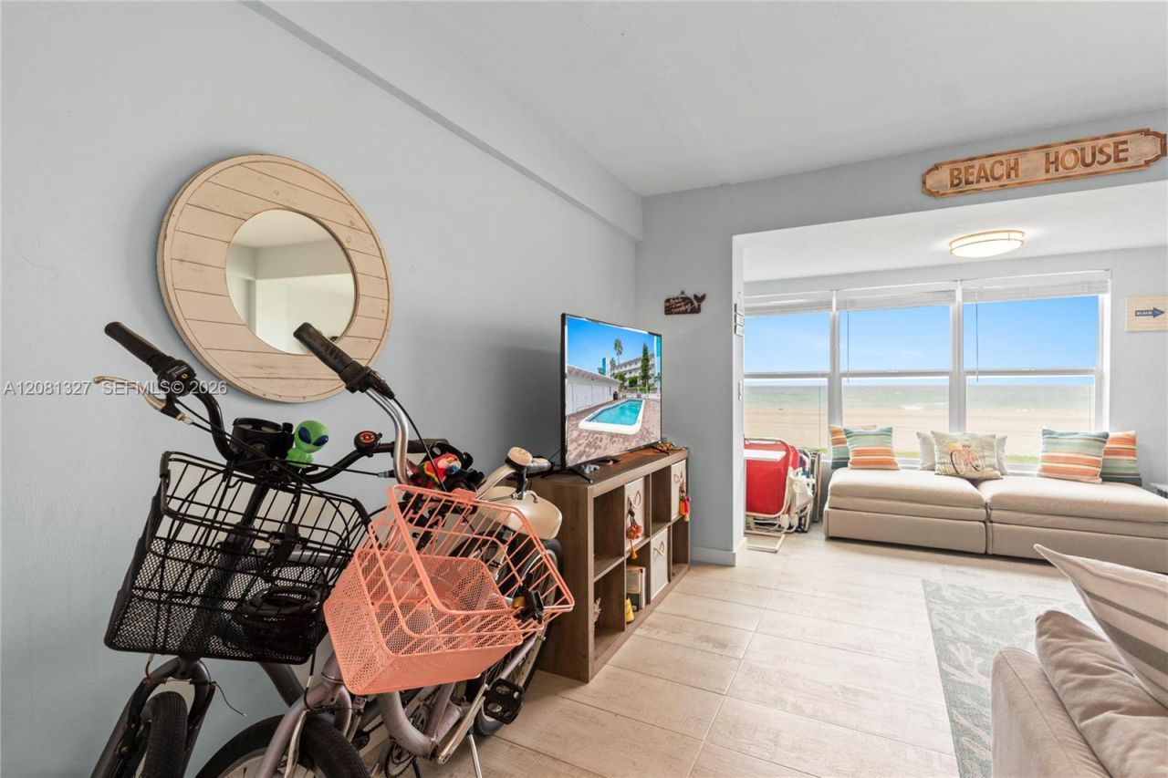 1801 S Surf Rd, Unit 1E, Hollywood, FL 33019 Photo