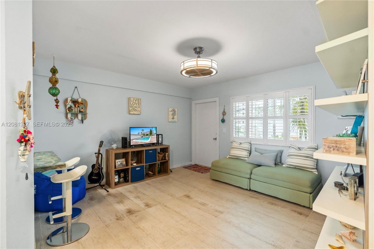 1801 S Surf Rd, Unit 1E, Hollywood, FL 33019 Photo