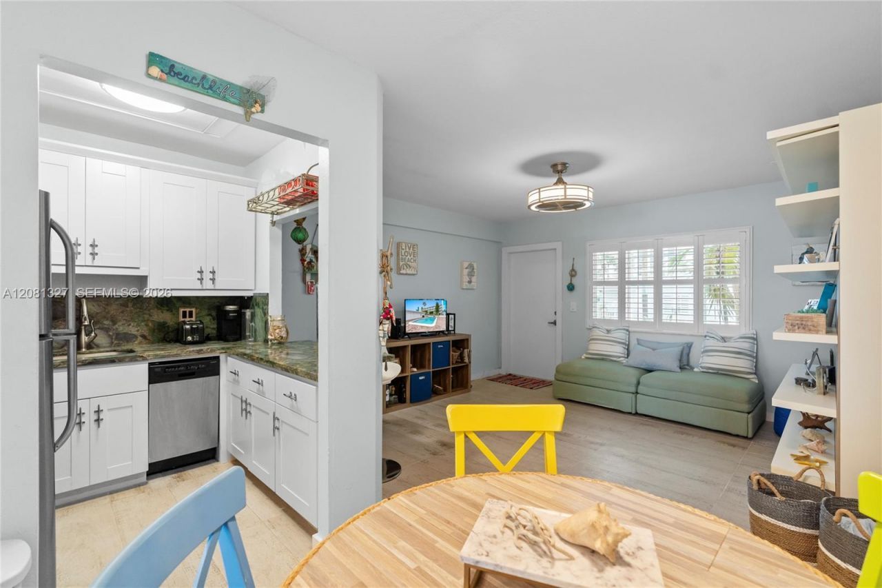 1801 S Surf Rd, Unit 1E, Hollywood, FL 33019 Photo