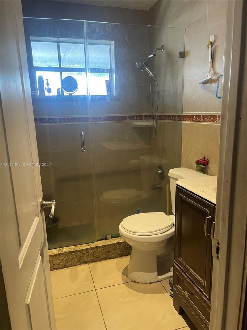 758 E 20th St, Hialeah, FL 33013 Photo