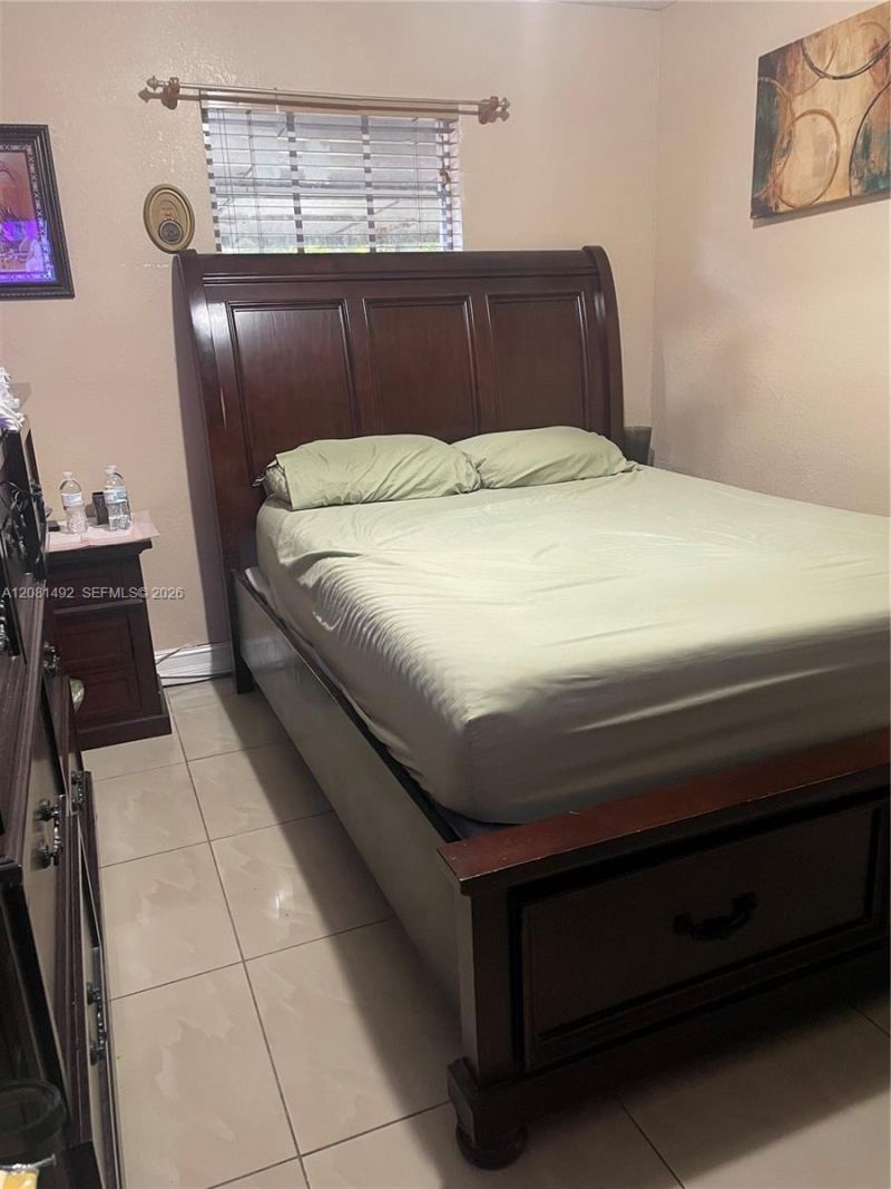 758 E 20th St, Hialeah, FL 33013 Photo