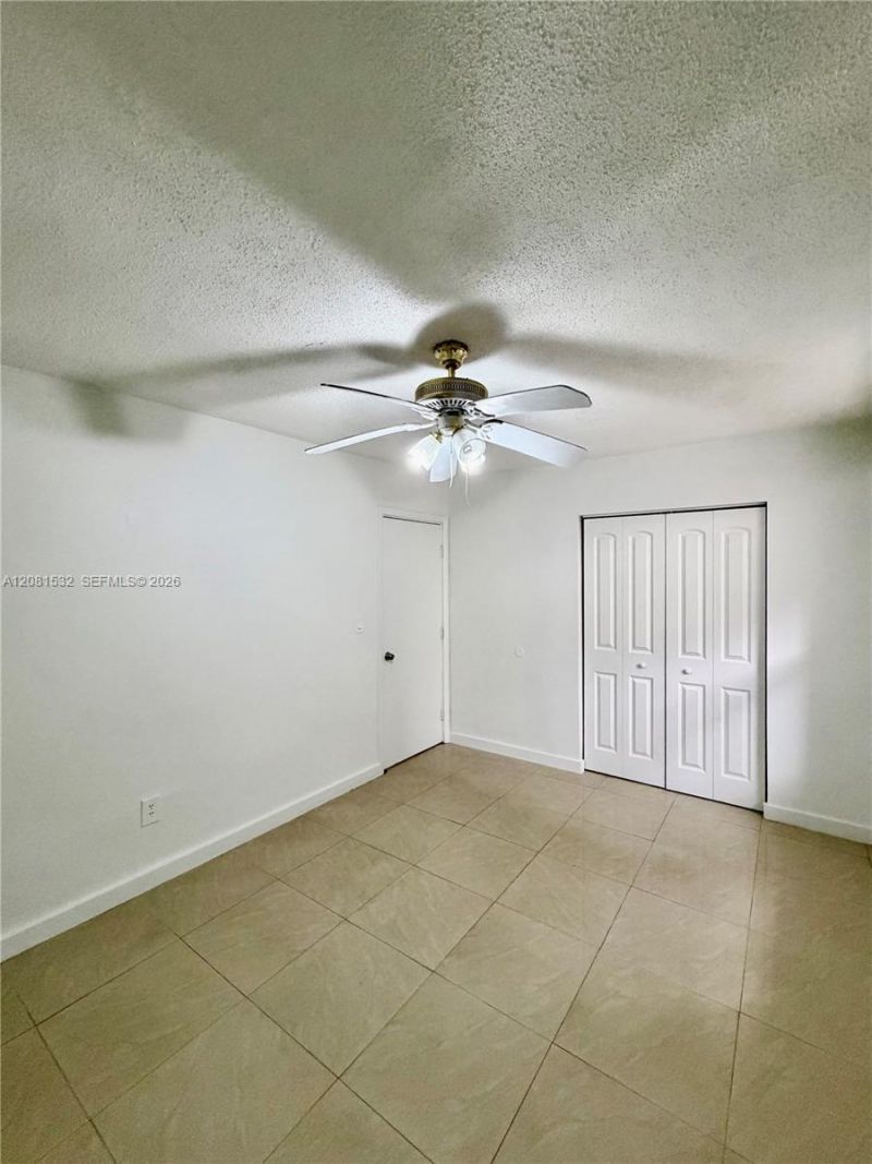 1045 SW 4th St, Unit 2, Miami, FL 33130 Photo