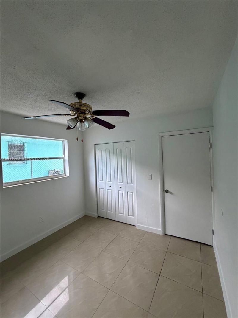 1045 SW 4th St, Unit 2, Miami, FL 33130 Photo