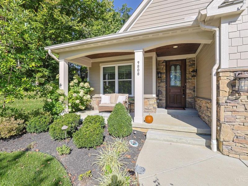 9808 Orchard Trail, Montgomery, OH 45242 Photo 4