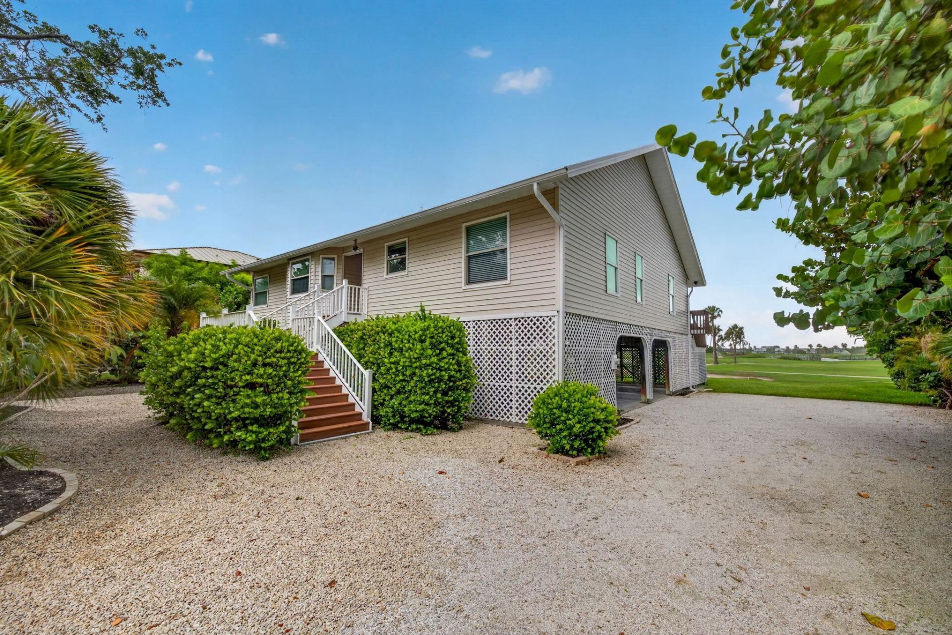 9076 Mockingbird Dr, Sanibel, FL 33957 Photo