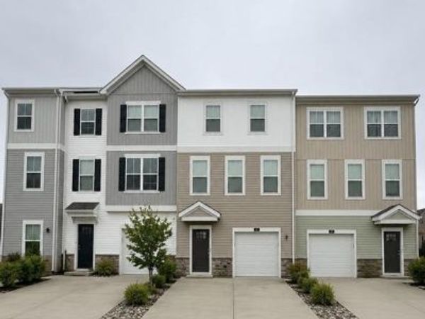402 HONEYBERRY LANE, FREDERICKSBURG, VA 22405