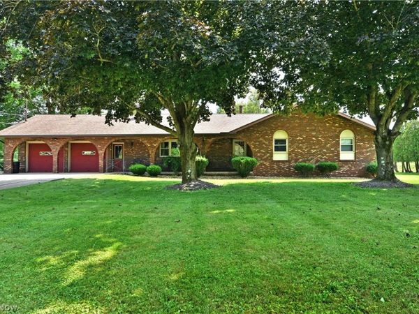 5212 King Graves Road , Vienna, OH 44473