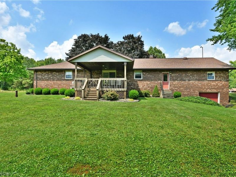 5212 King Graves Road, Vienna, OH 44473 Photo 6