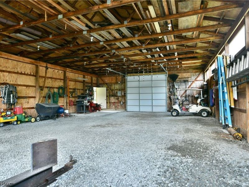 5212 King Graves Road, Vienna, OH 44473 Photo 9