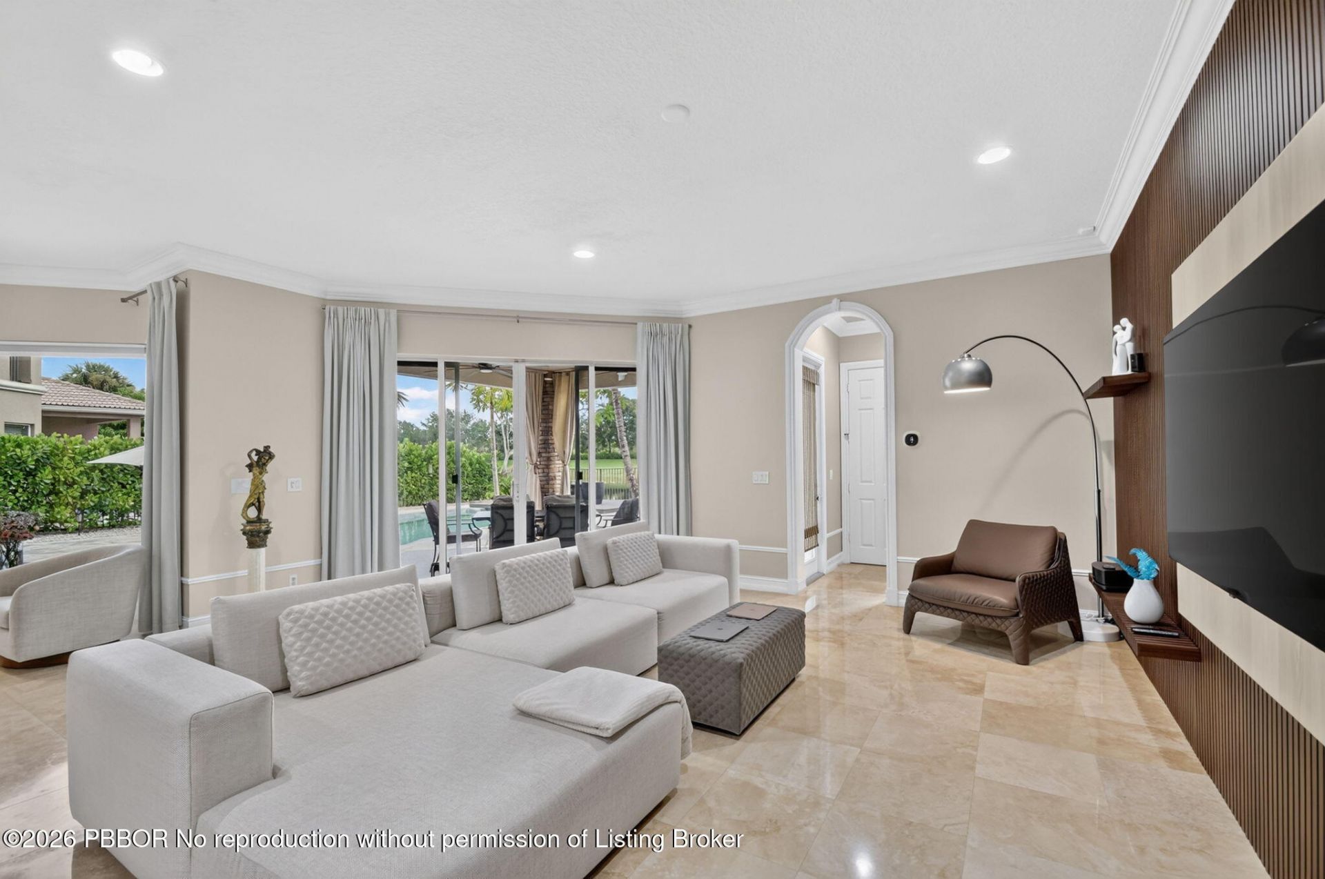 718 Edgebrook Lane, West Palm Beach, FL 33411 Photo
