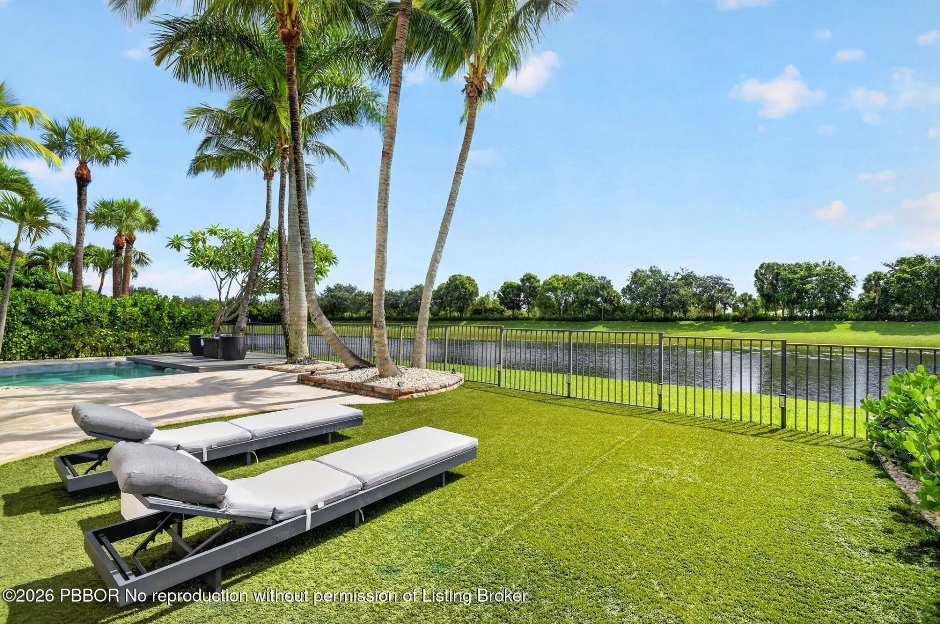 718 Edgebrook Lane, West Palm Beach, FL 33411 Photo