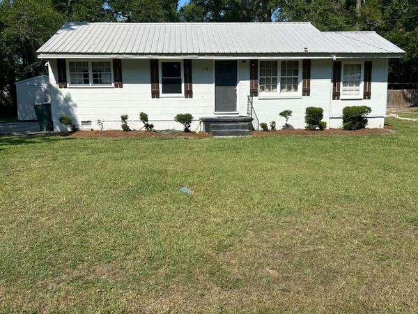 118 Shamrock Avenue, Jesup, GA 31545