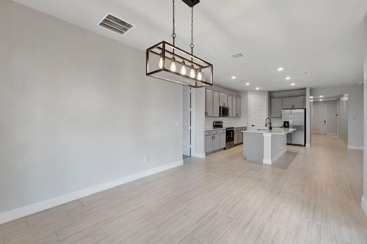 8606 Dahlia Circle, Port Saint Lucie, FL 34986 Photo