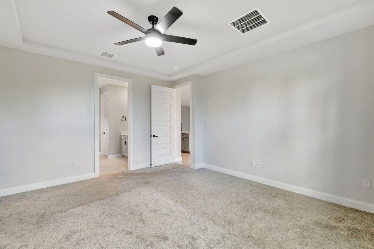 8606 Dahlia Circle, Port Saint Lucie, FL 34986 Photo