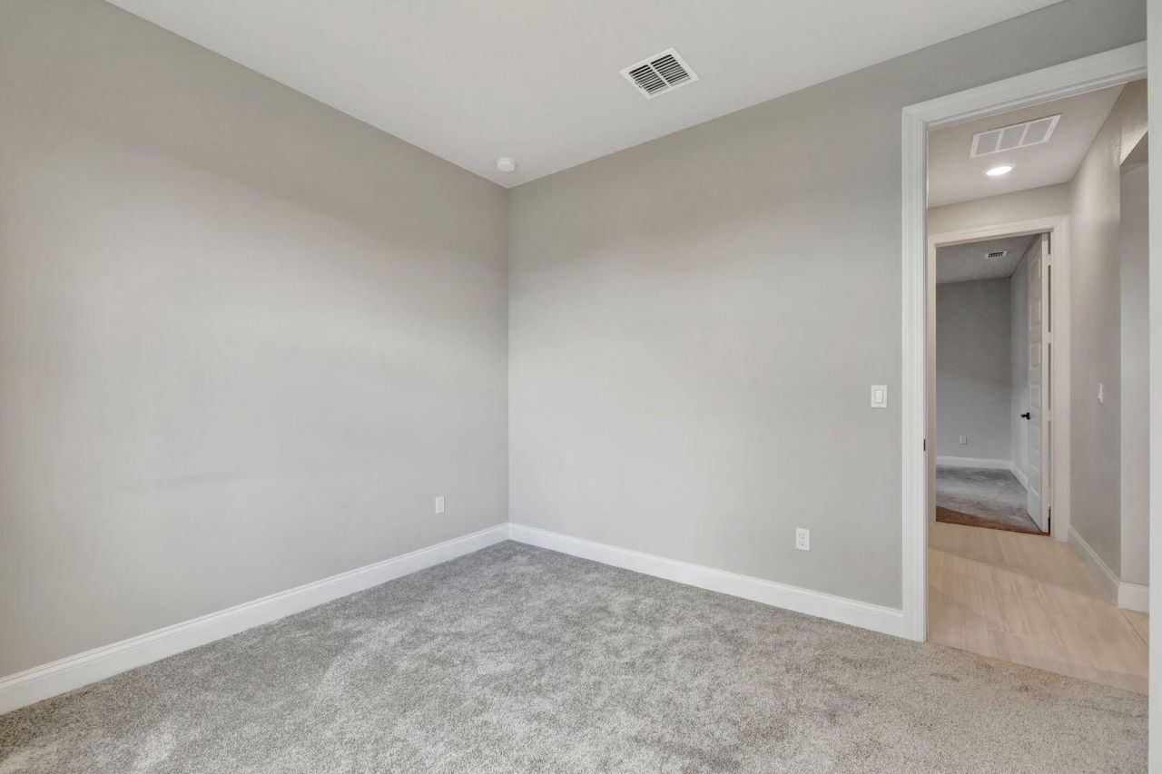 8606 Dahlia Circle, Port Saint Lucie, FL 34986 Photo