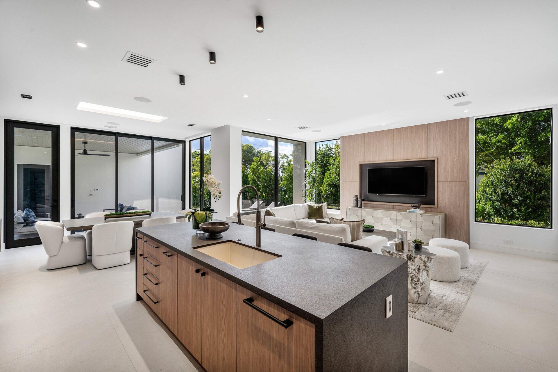 521 SE 4th Avenue, Delray Beach, FL 33483 Photo