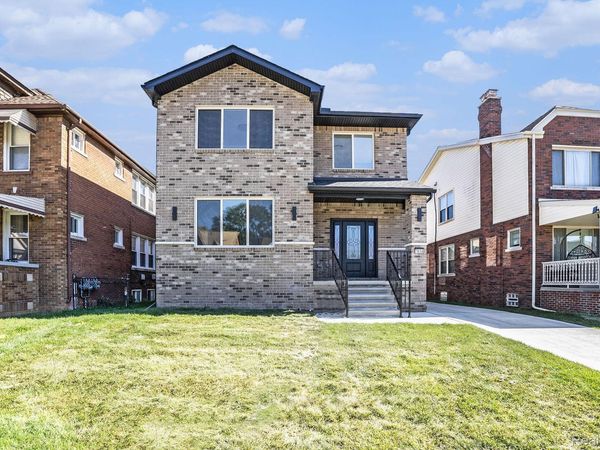 7634 Pinehurst Street , Dearborn, Mi 48126