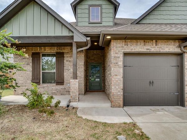 512 E Barajas Terrace, Mustang, OK 73064