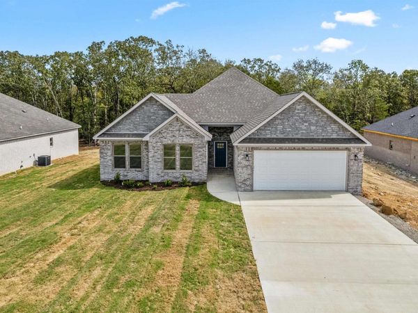 524 Madeleine Circle , Austin, AR 72007