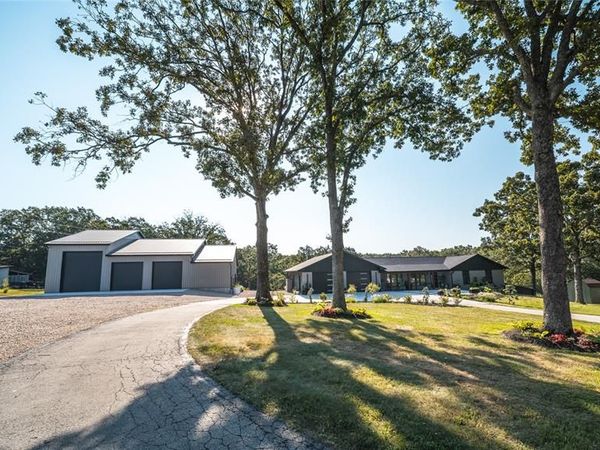 1724 Acid Mine Rd. , Sullivan, MO 63080
