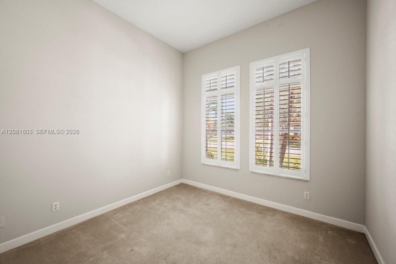 303 NW Somerset Cir, Port Saint Lucie, FL 34983 Photo