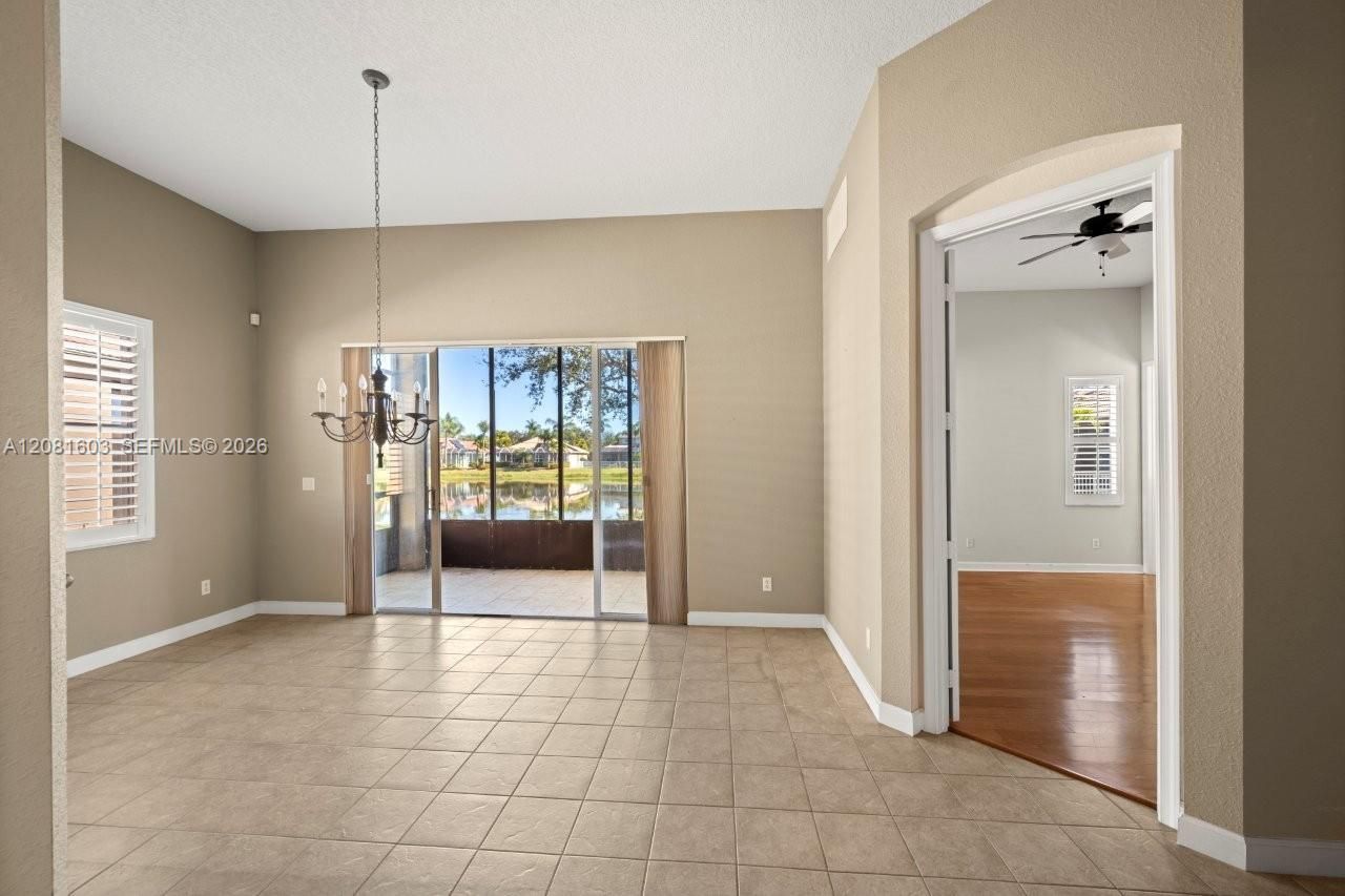 303 NW Somerset Cir, Port Saint Lucie, FL 34983 Photo
