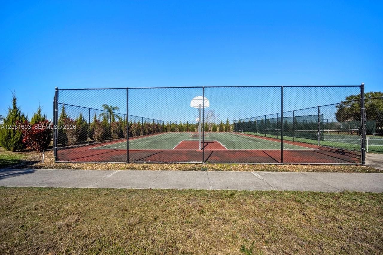 303 NW Somerset Cir, Port Saint Lucie, FL 34983 Photo