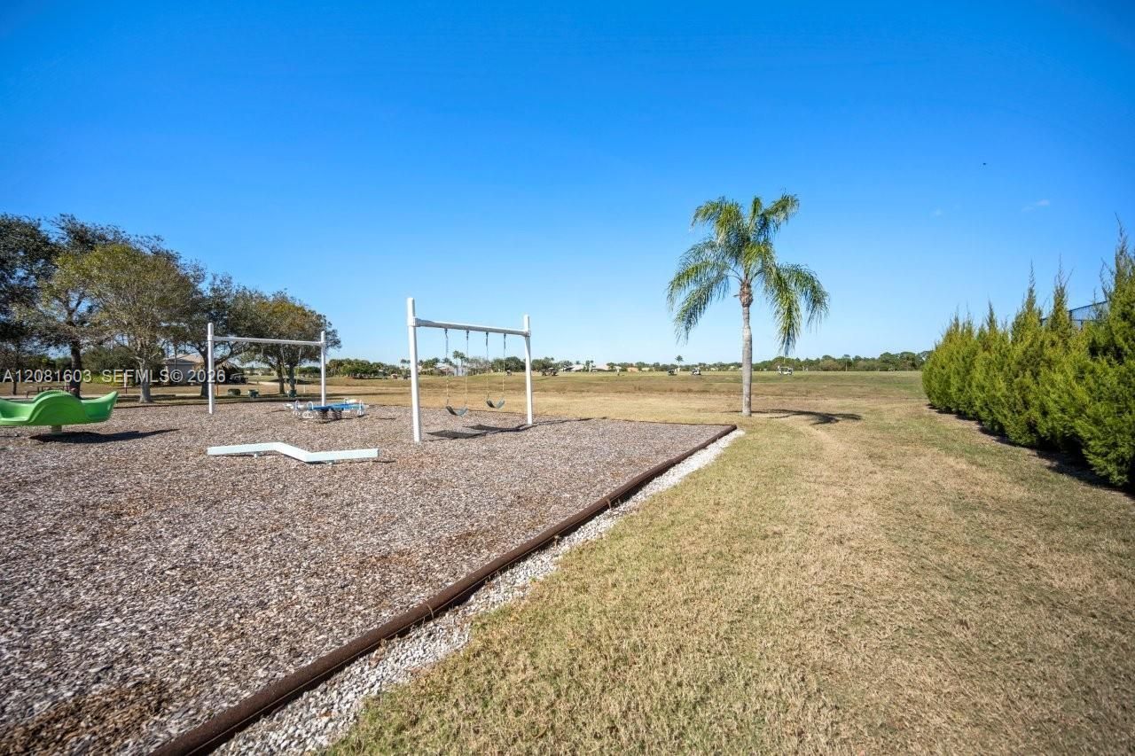 303 NW Somerset Cir, Port Saint Lucie, FL 34983 Photo