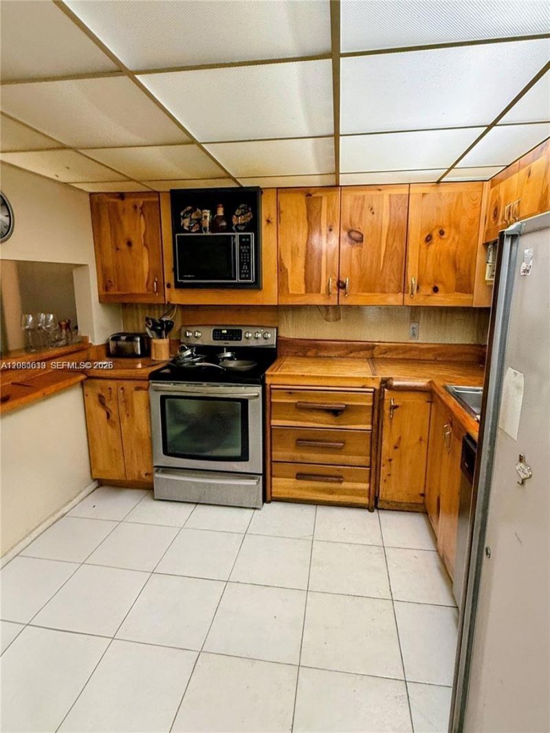 100 Ocean Lane Dr, Unit 303, Key Biscayne, FL 33149 Photo