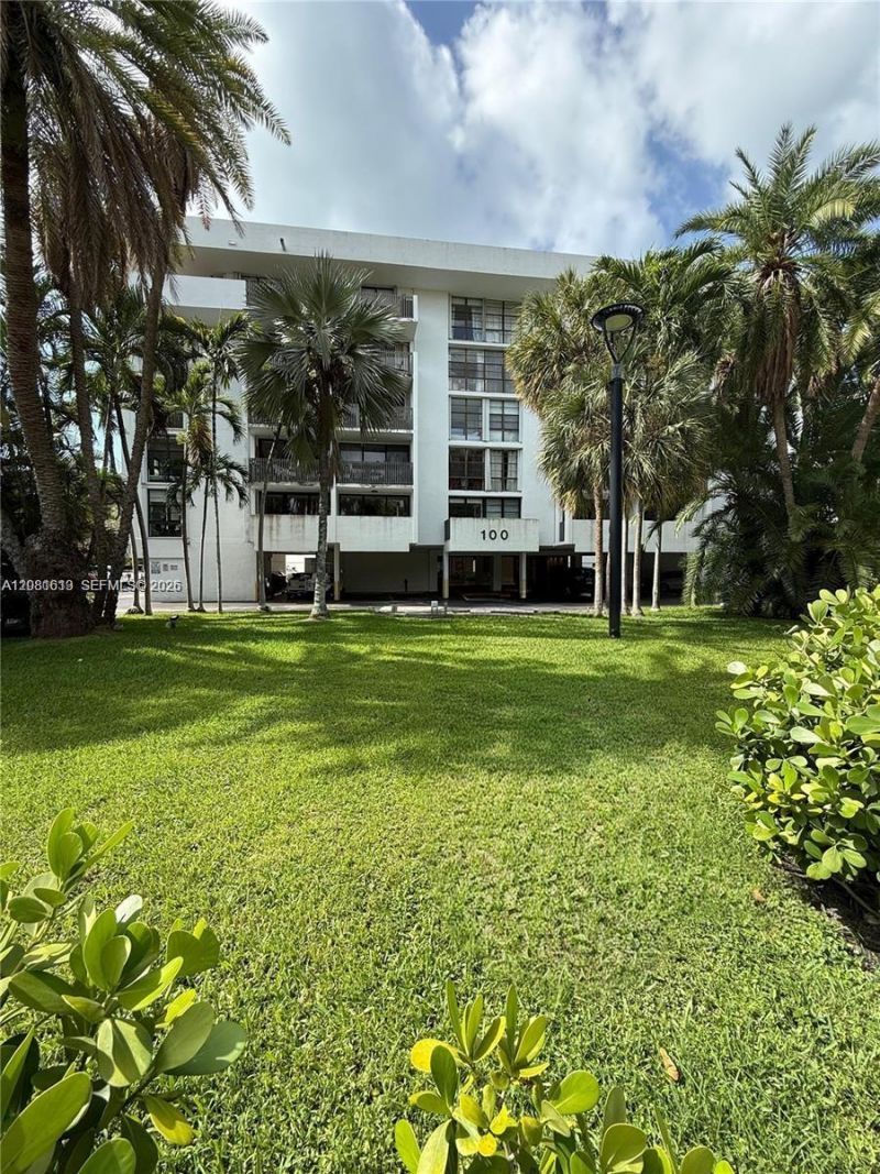 100 Ocean Lane Dr, Unit 303, Key Biscayne, FL 33149 Photo