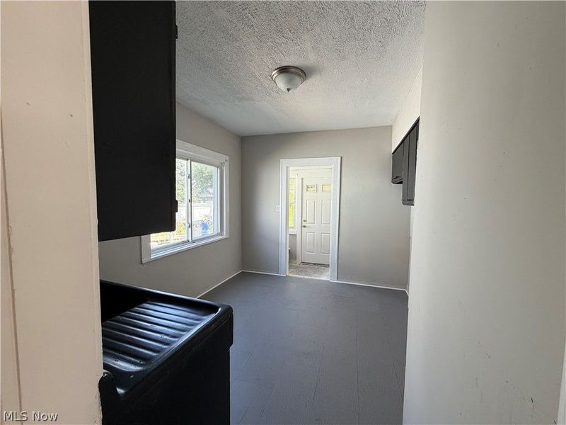 3305 W 33rd Street, Cleveland, OH 44109 Photo 5