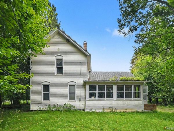 8145 Beardslee Road, Bennington Township, Mi 48867