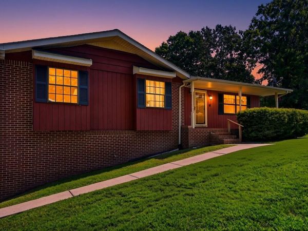 774 Brownwood Circle, Ringgold, GA 30736