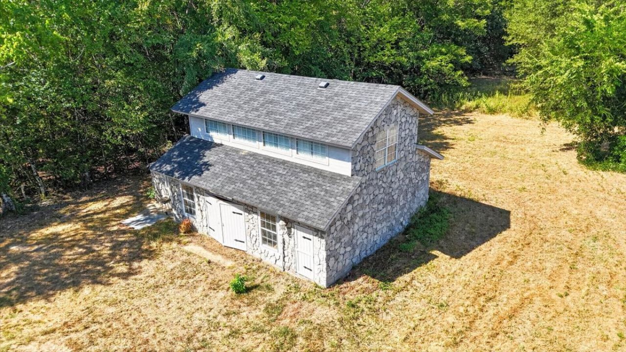 16607 Hwy 83, Howe, OK 74940 Main Photo