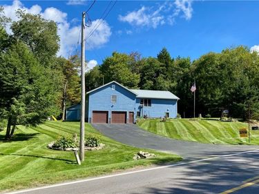 184 County Route 13, Lacona, NY 13083